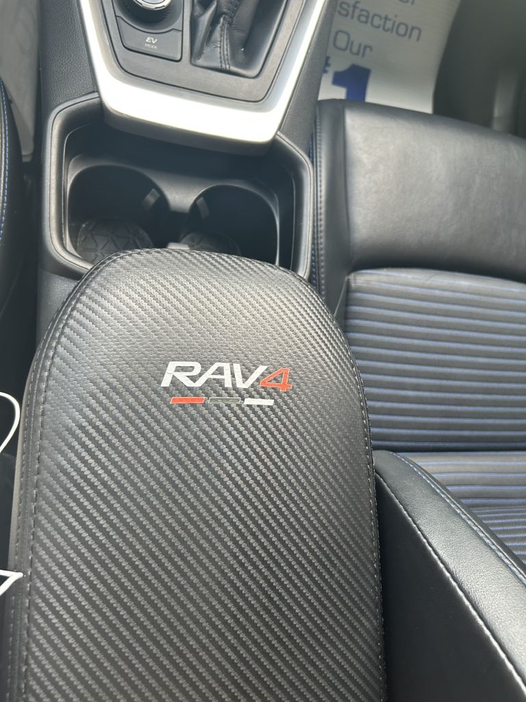 Toyota RAV4 Hybrid XSE 2019