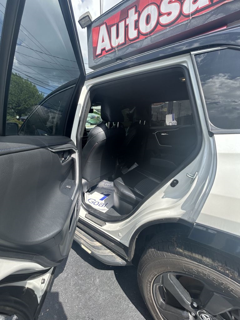 Toyota RAV4 Hybrid XSE 2019