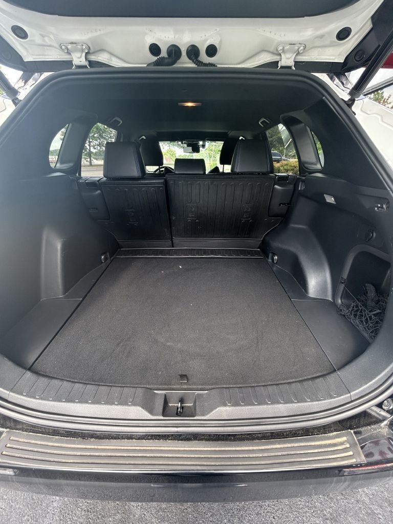 Toyota RAV4 Hybrid XSE 2019