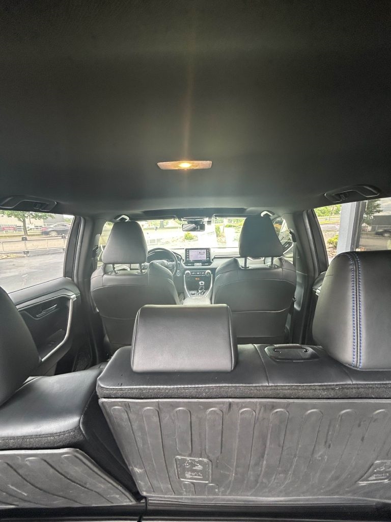 Toyota RAV4 Hybrid XSE 2019