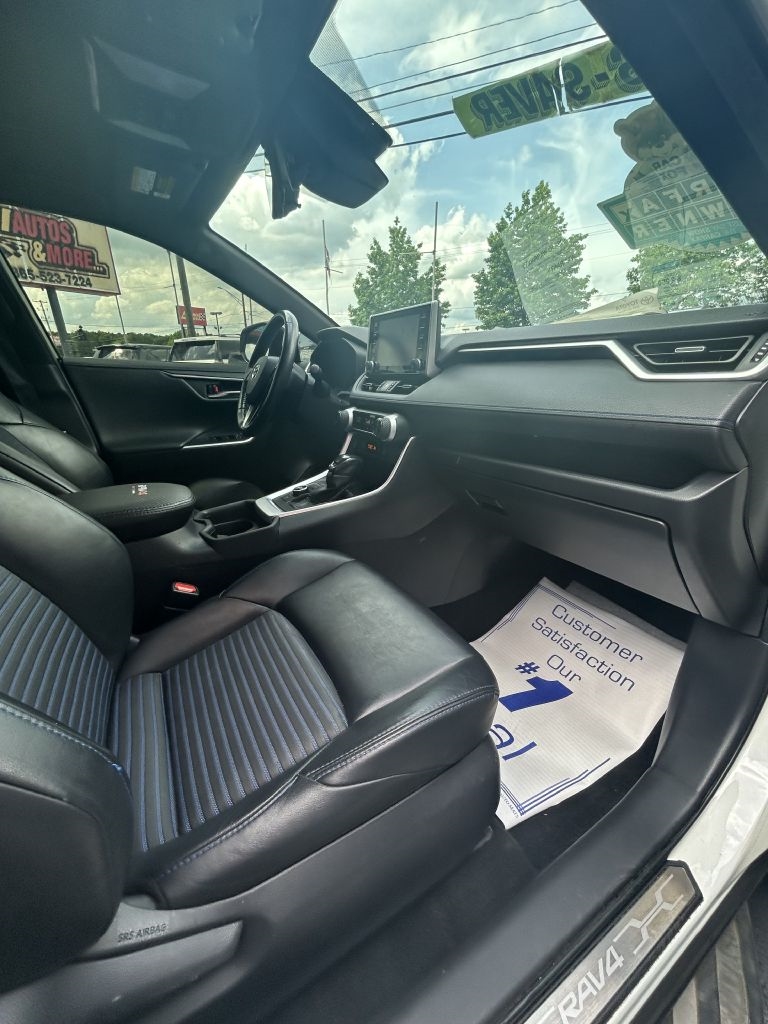 Toyota RAV4 Hybrid XSE 2019