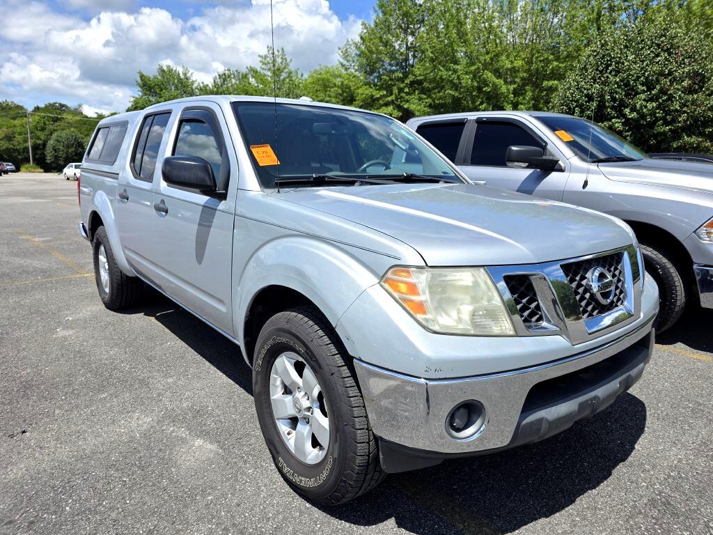 2011 Nissan Frontier S Crew Cab photo 2