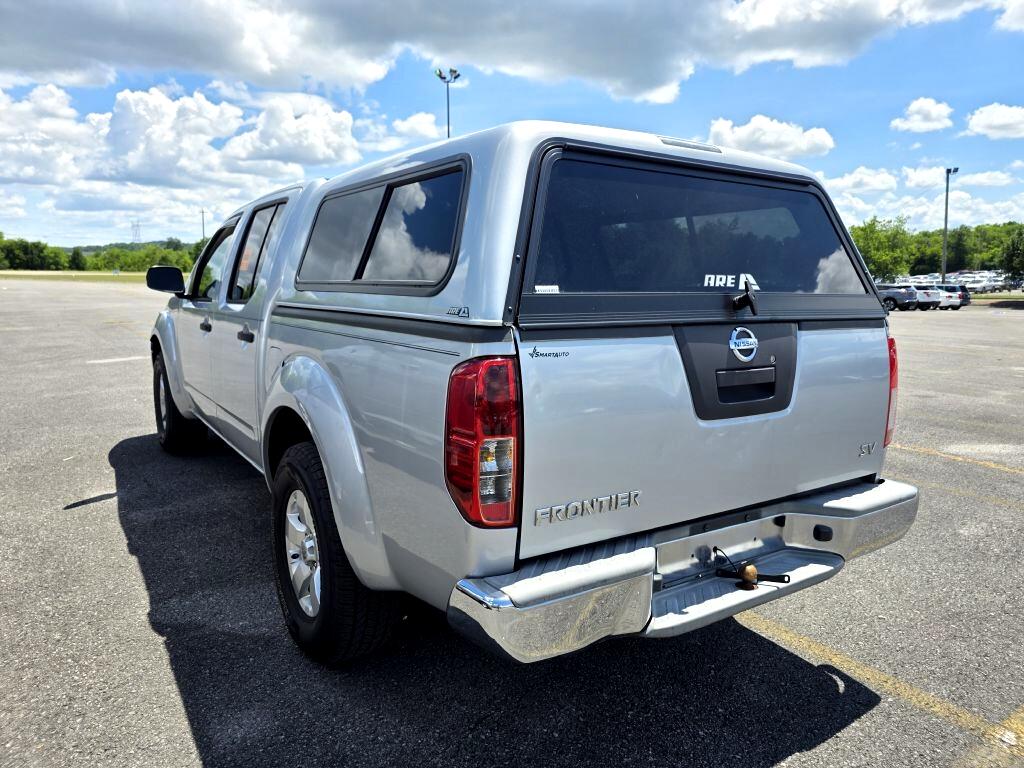 2011 Nissan Frontier S Crew Cab photo 4
