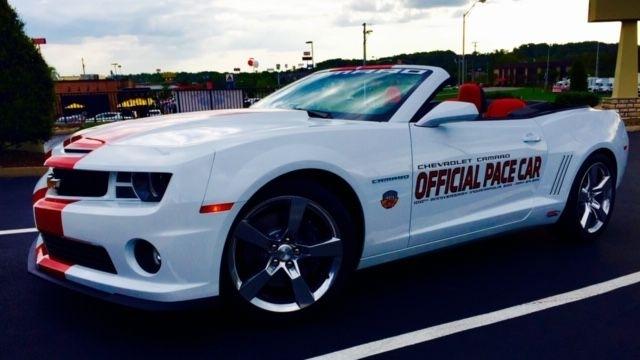 Chevrolet Camaro Convertible 2SS 2011