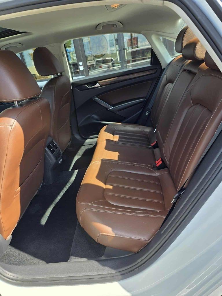 Volkswagen Passat SEL 2020