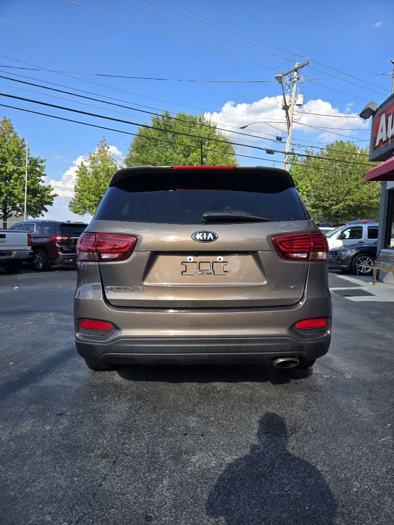 2019 Kia Sorento LX V6 photo 3