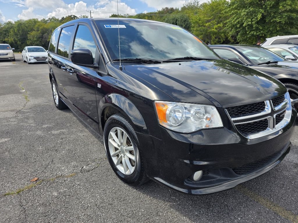 2019 Dodge Grand Caravan SE photo 2