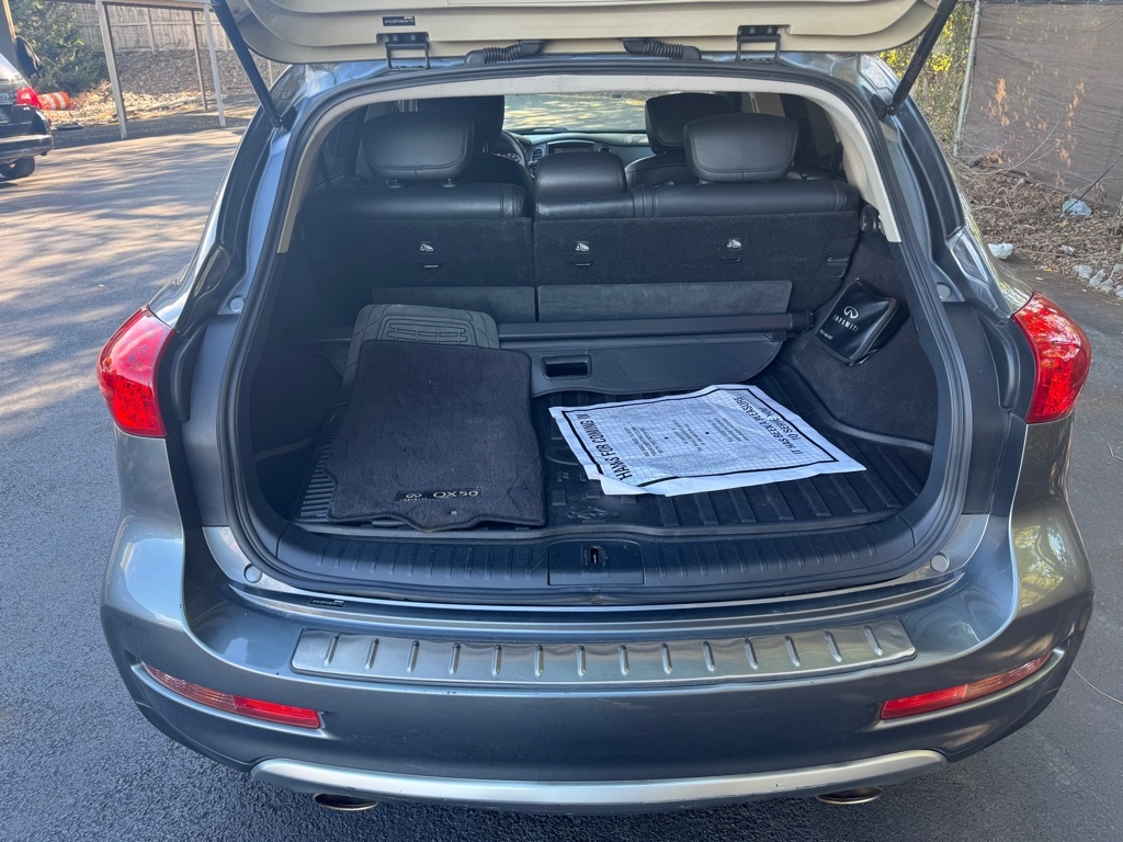 Infiniti QX50 Base RWD 2017