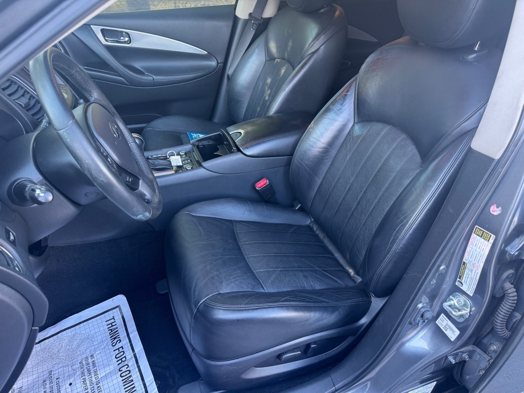 Infiniti QX50 Base RWD 2017