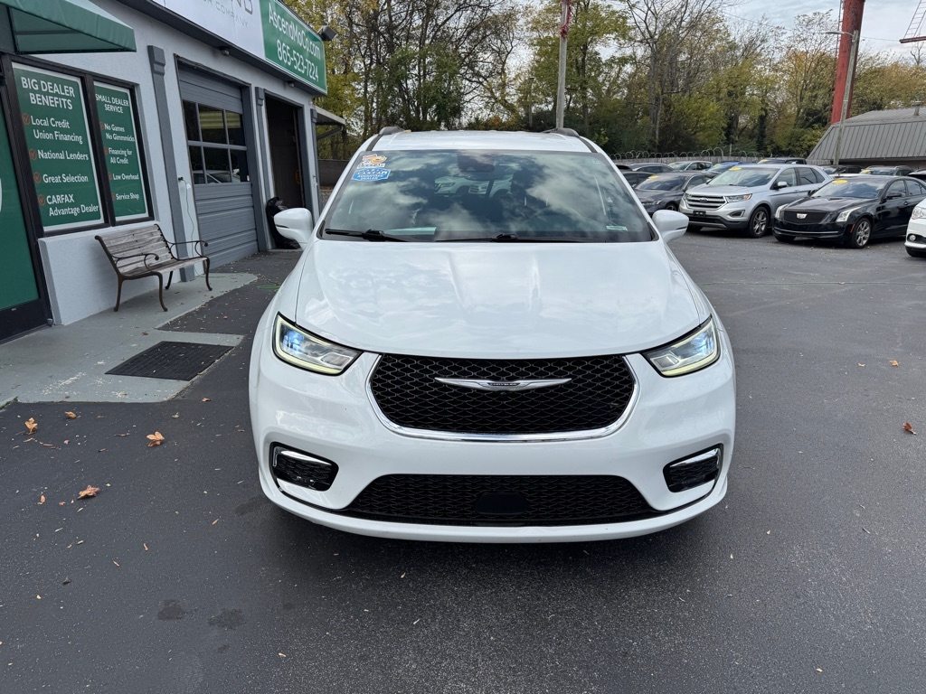 Chrysler Pacifica Touring 2022