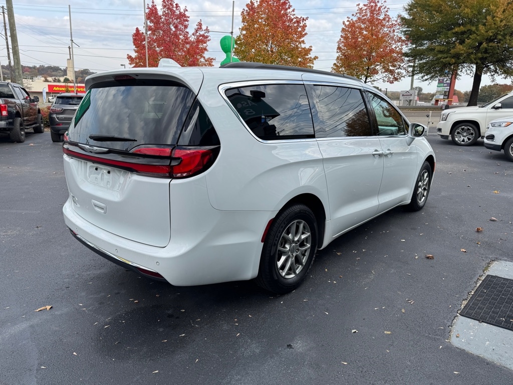 Chrysler Pacifica Touring 2022