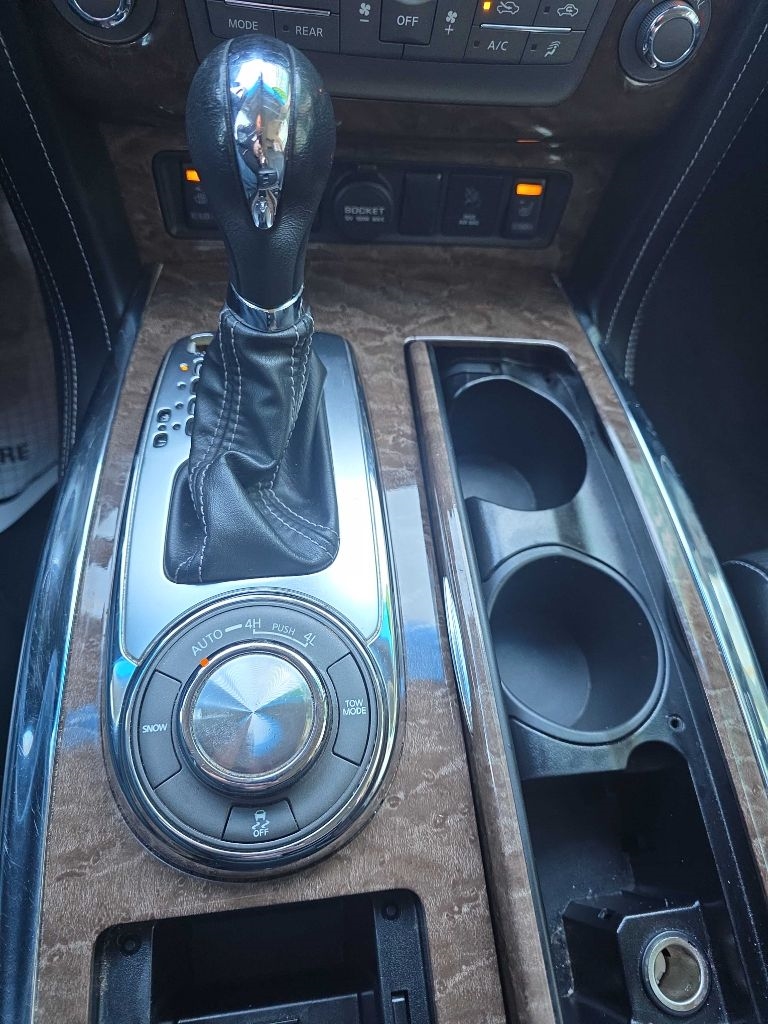 Infiniti QX80 Limited 4WD 2017