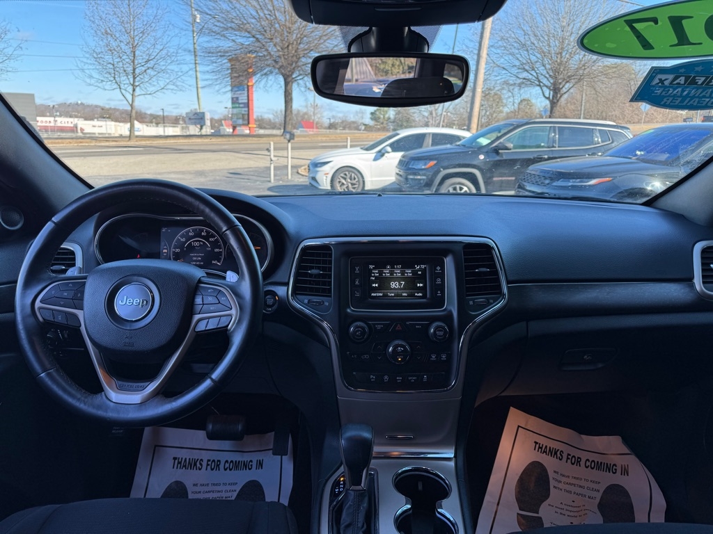 Jeep Grand Cherokee Laredo 2WD 2017