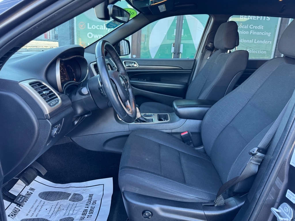 Jeep Grand Cherokee Laredo 2WD 2017