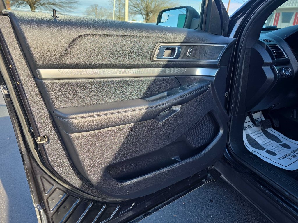 Ford Explorer XLT FWD 2019