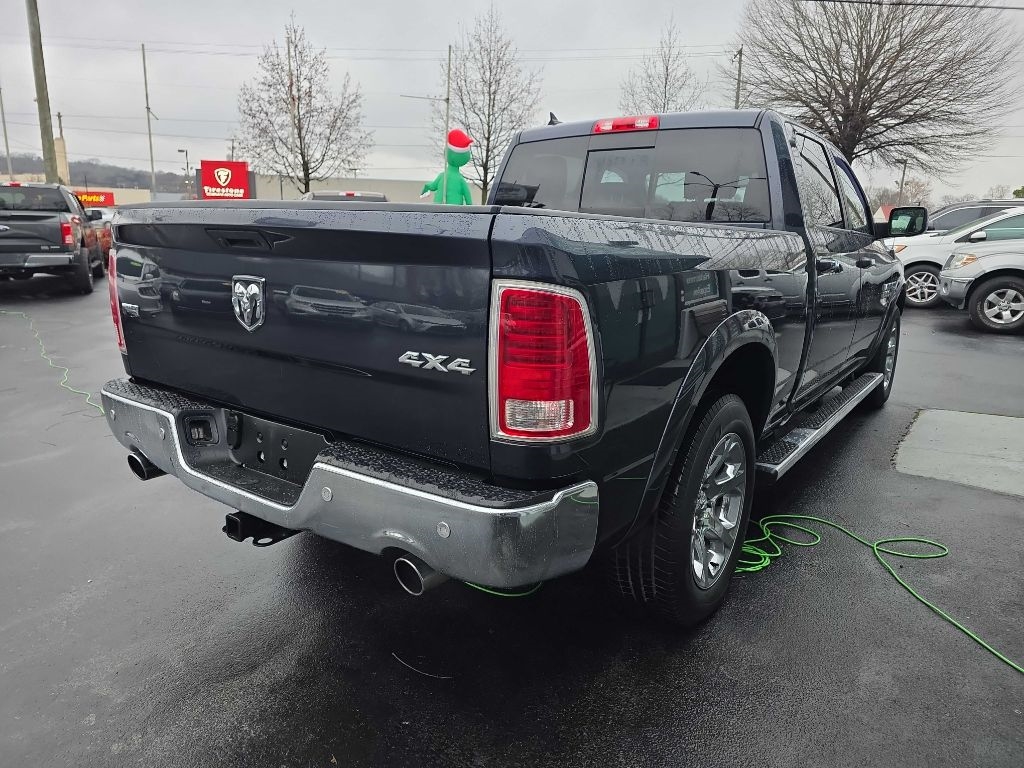 2016 Ram 1500 Laramie photo 2
