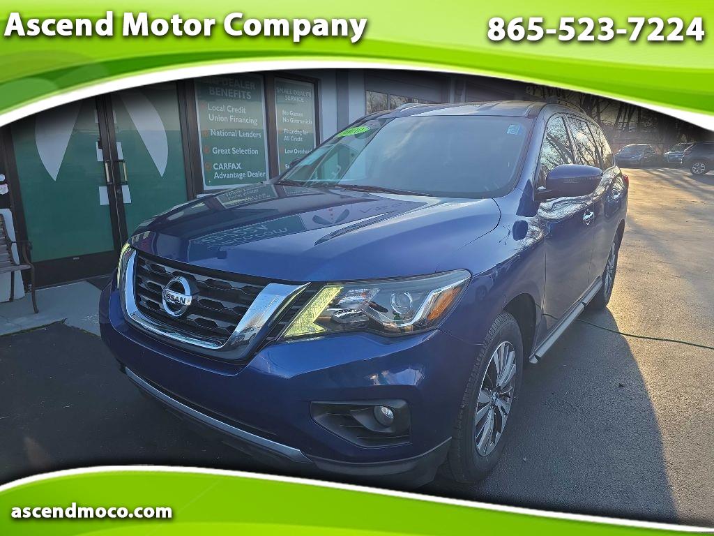 2020 Nissan Pathfinder SV's photo