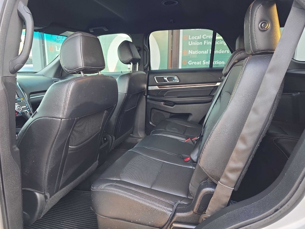 Ford Explorer Limited 4WD 2016