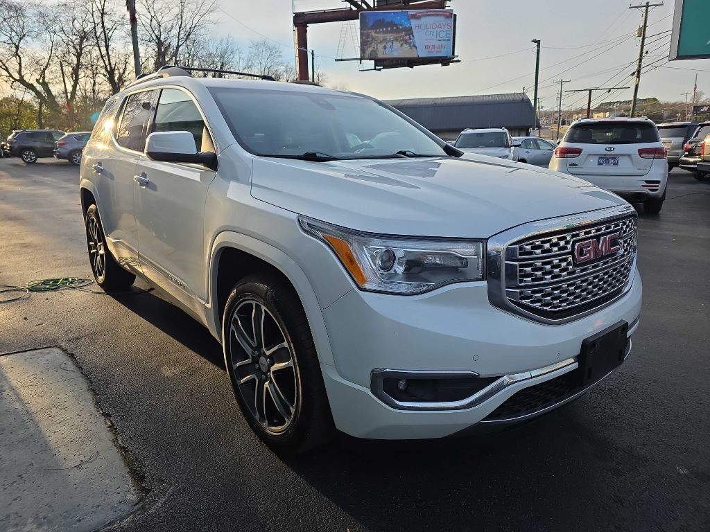 GMC Acadia Denali AWD 2018