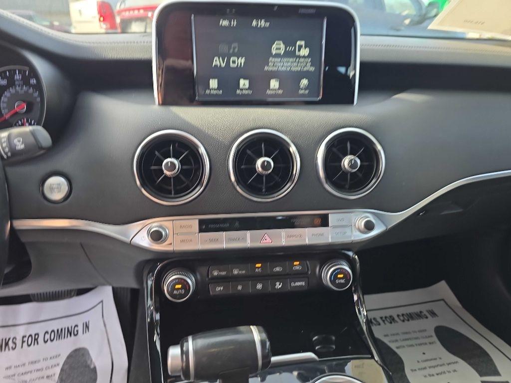 Kia Stinger Base 2018