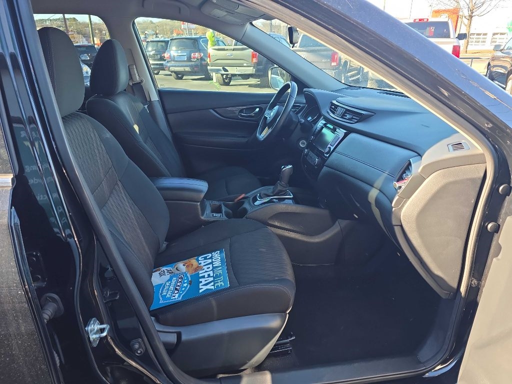 Nissan Rogue SE 2020