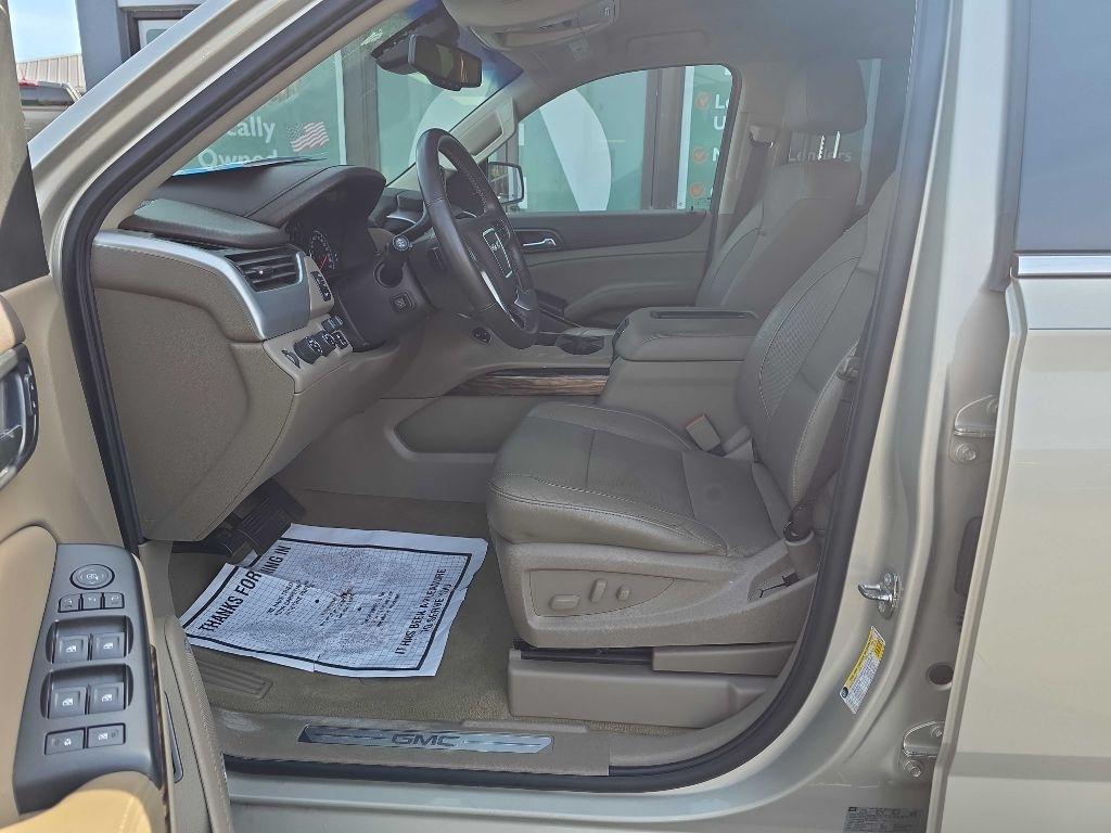 GMC Yukon SLT 4WD 2017