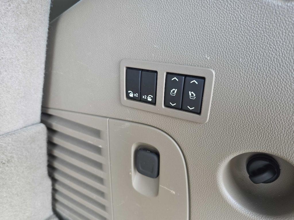 GMC Yukon SLT 4WD 2017