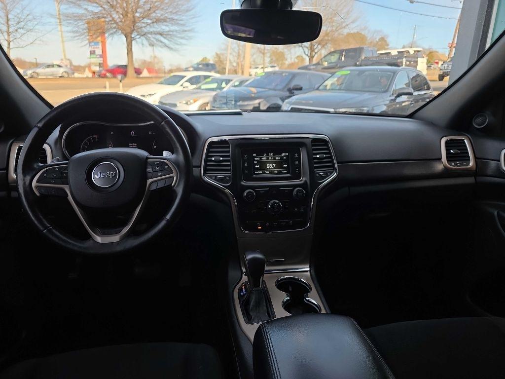 Jeep Grand Cherokee Laredo 4WD 2017