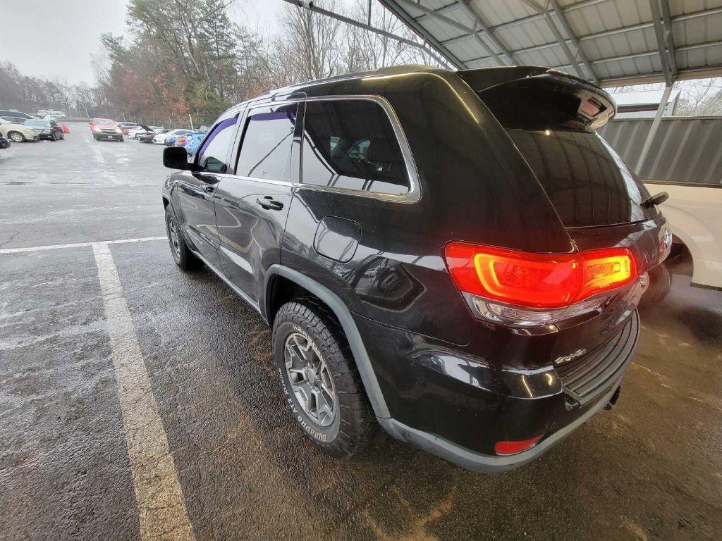 Jeep Grand Cherokee Laredo 4WD 2017