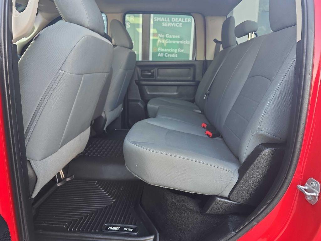 RAM 1500 Tradesman Crew Cab SWB 4WD 2015