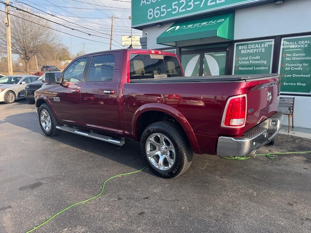 RAM 1500 Laramie Crew Cab SWB 4WD 2017