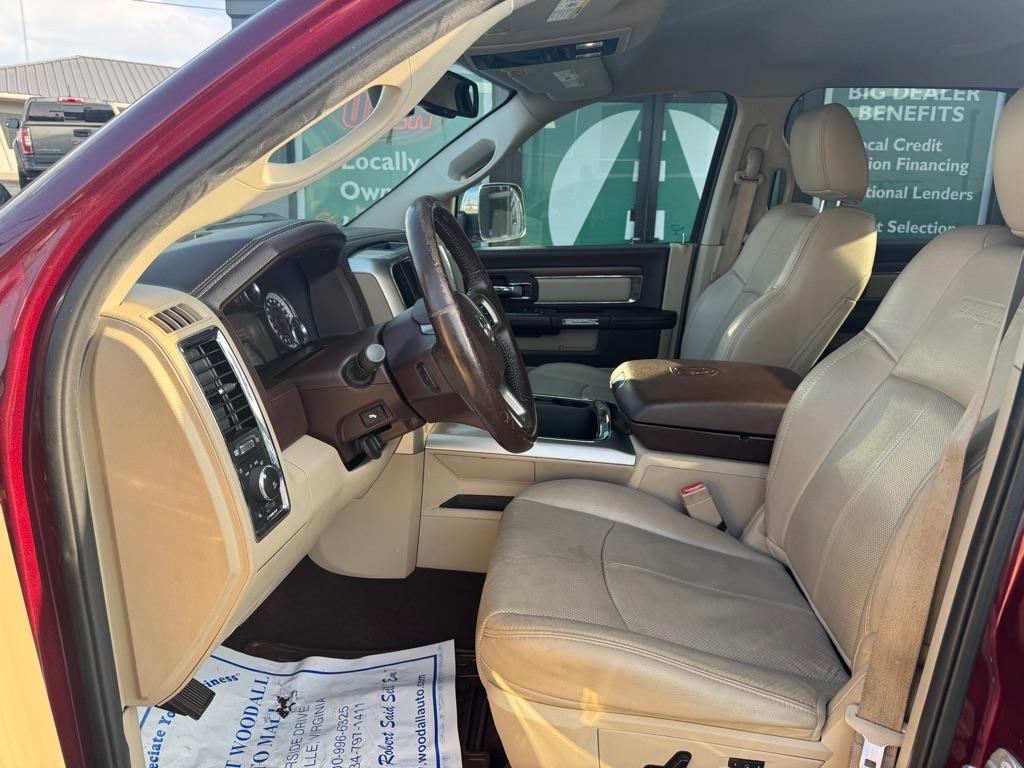 RAM 1500 Laramie Crew Cab SWB 4WD 2017