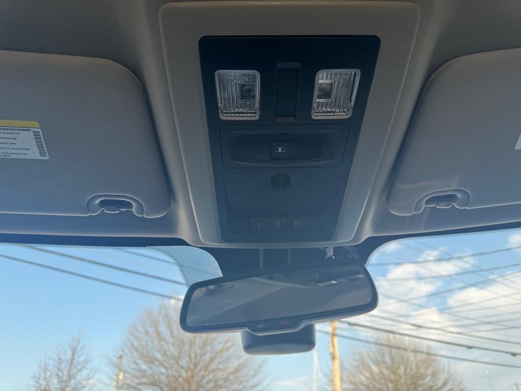 RAM 1500 Laramie Crew Cab SWB 4WD 2017