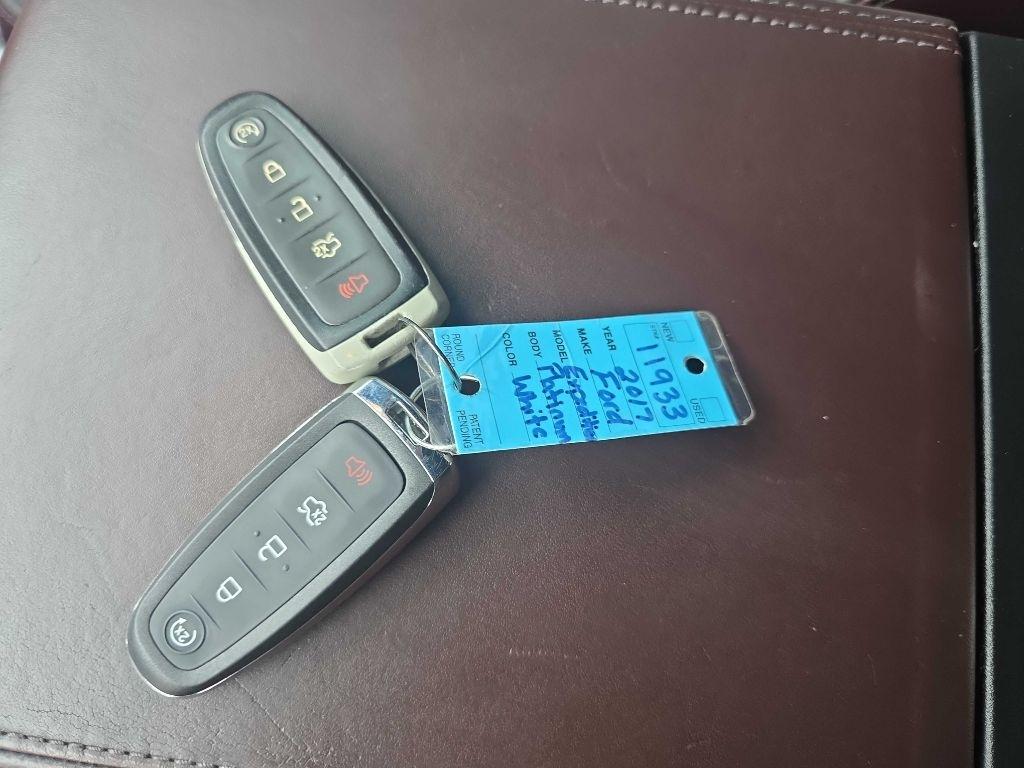 Ford Expedition Platinum 4WD 2017