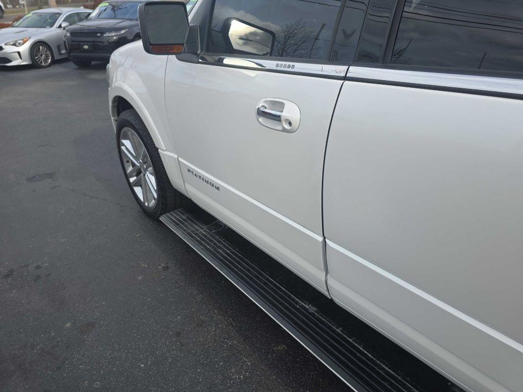 Ford Expedition Platinum 4WD 2017