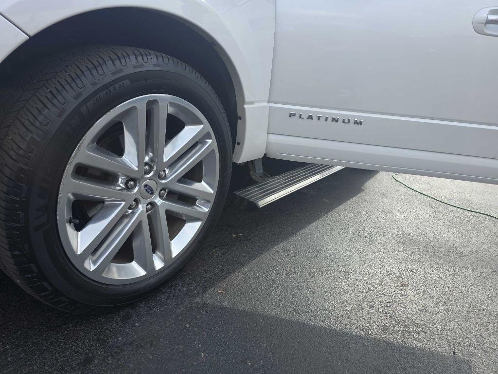 Ford Expedition Platinum 4WD 2017