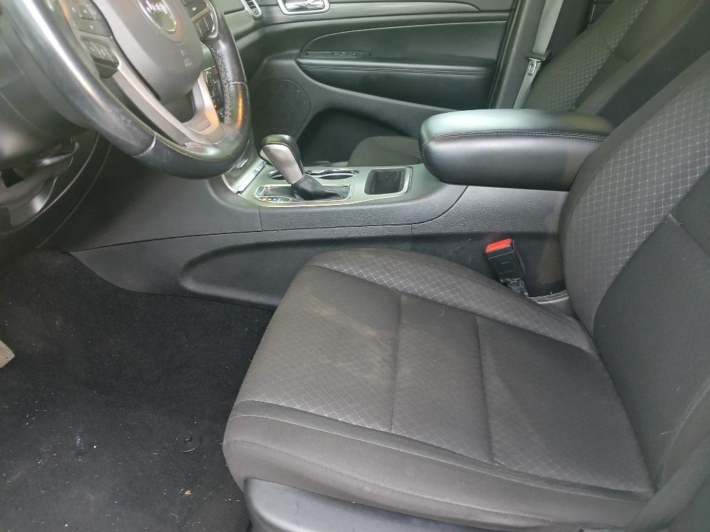 Jeep Grand Cherokee Laredo E 2WD 2021