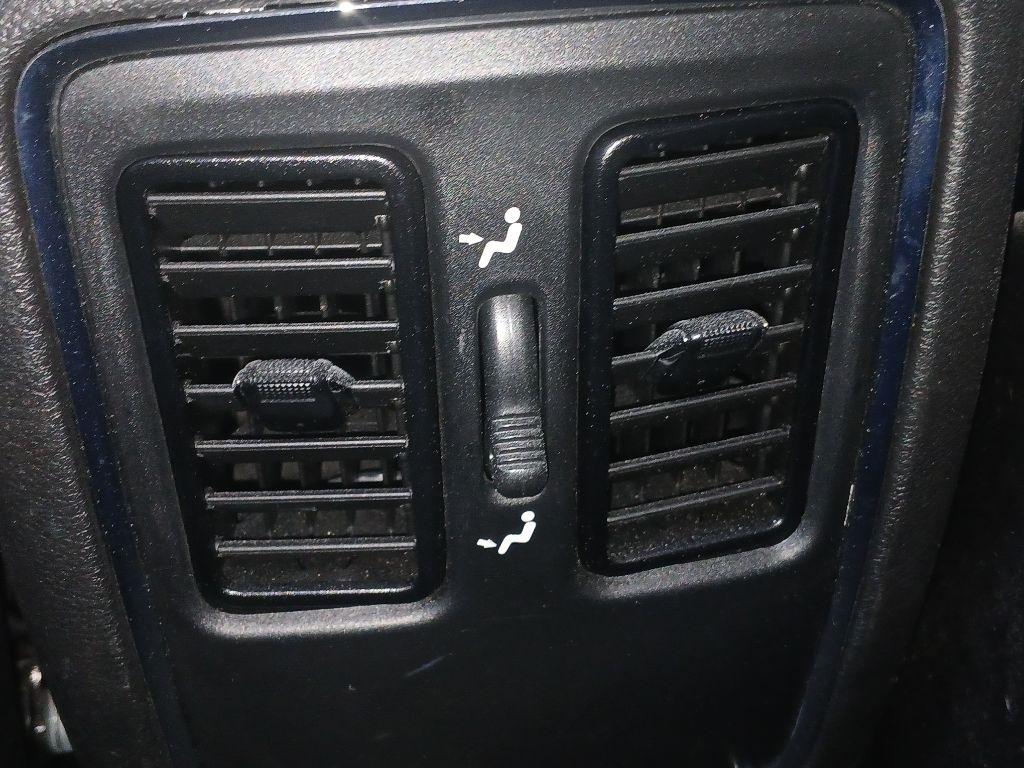 Jeep Grand Cherokee Laredo E 2WD 2021