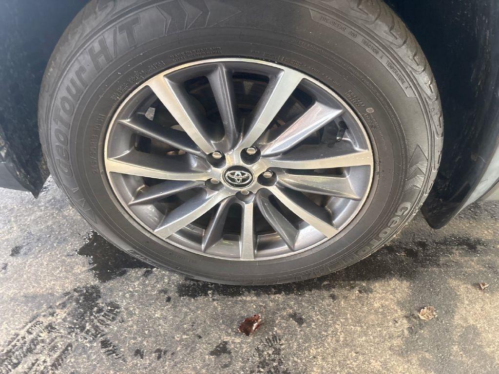 Toyota Highlander XLE AWD V6 2017