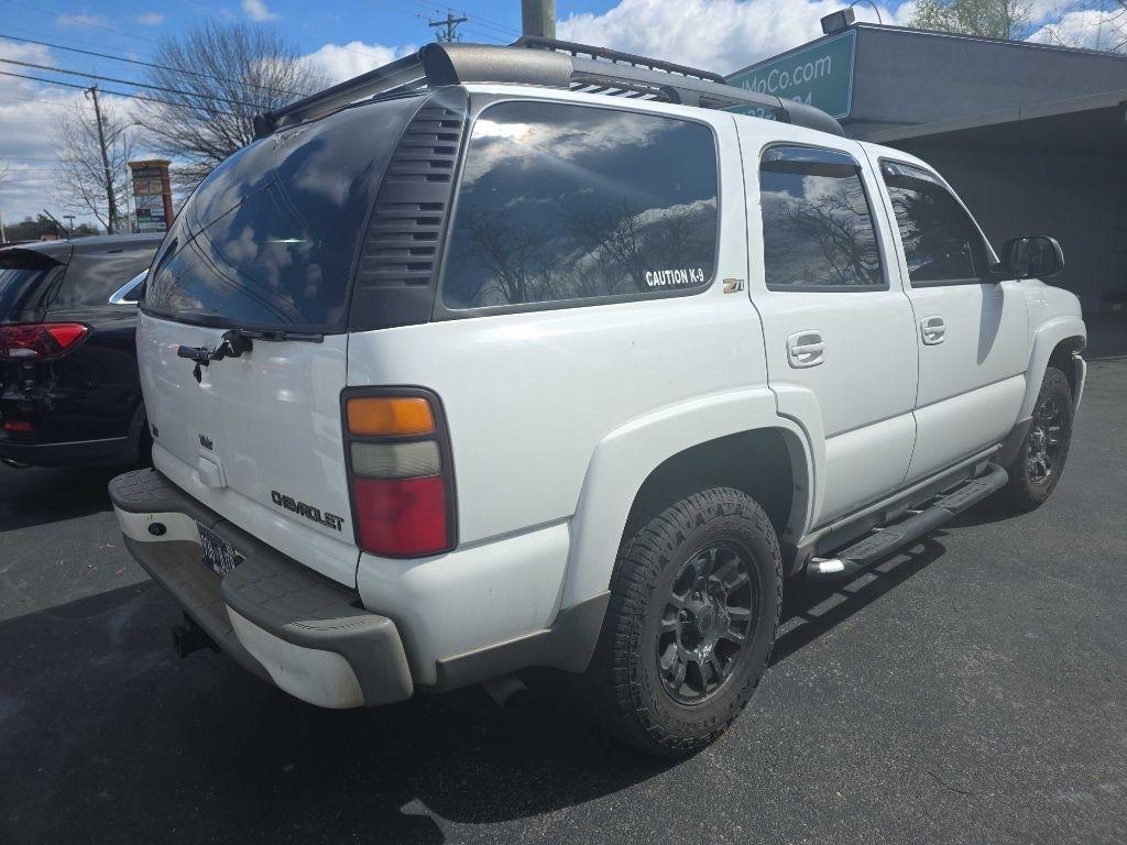 Chevrolet Tahoe 4WD 2004