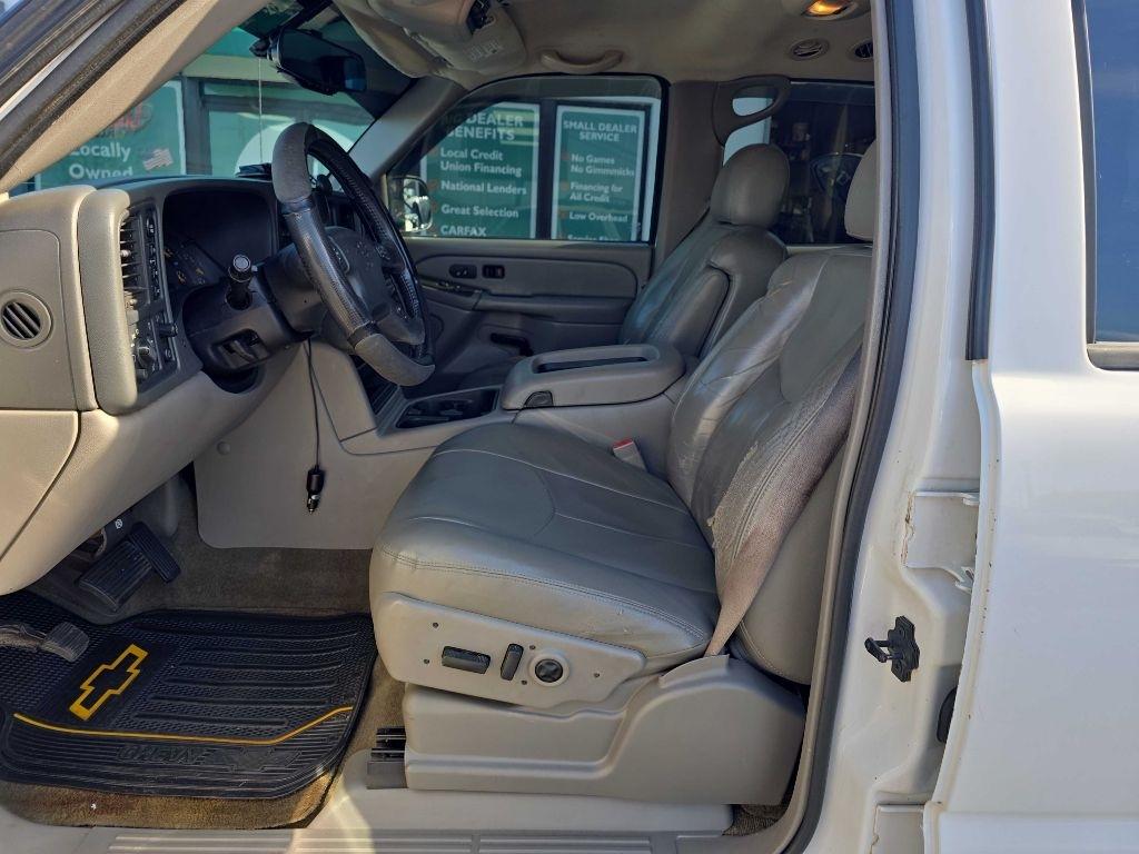 Chevrolet Tahoe 4WD 2004