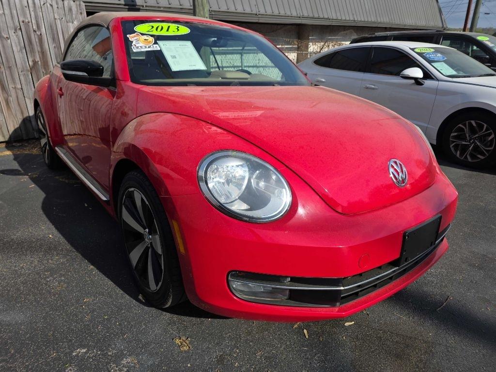 Volkswagen Beetle 2.0T Turbo Convertible 2013