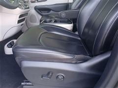 2021 Chrysler Voyager 