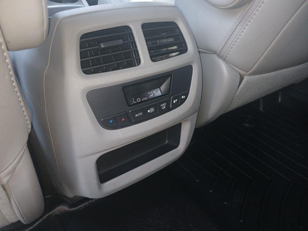 2016 Honda Pilot EX-L - Photo 9