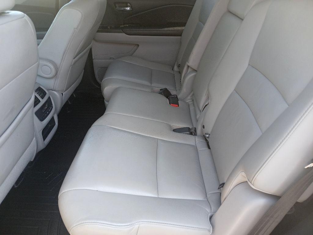 2016 Honda Pilot EX-L - Photo 10