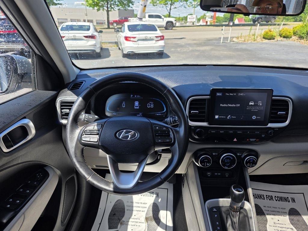 Hyundai Venue SEL 2023