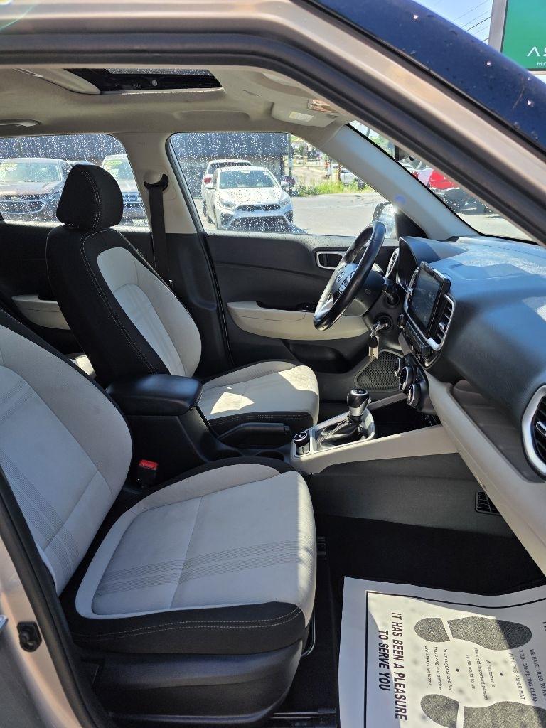 Hyundai Venue SEL 2023