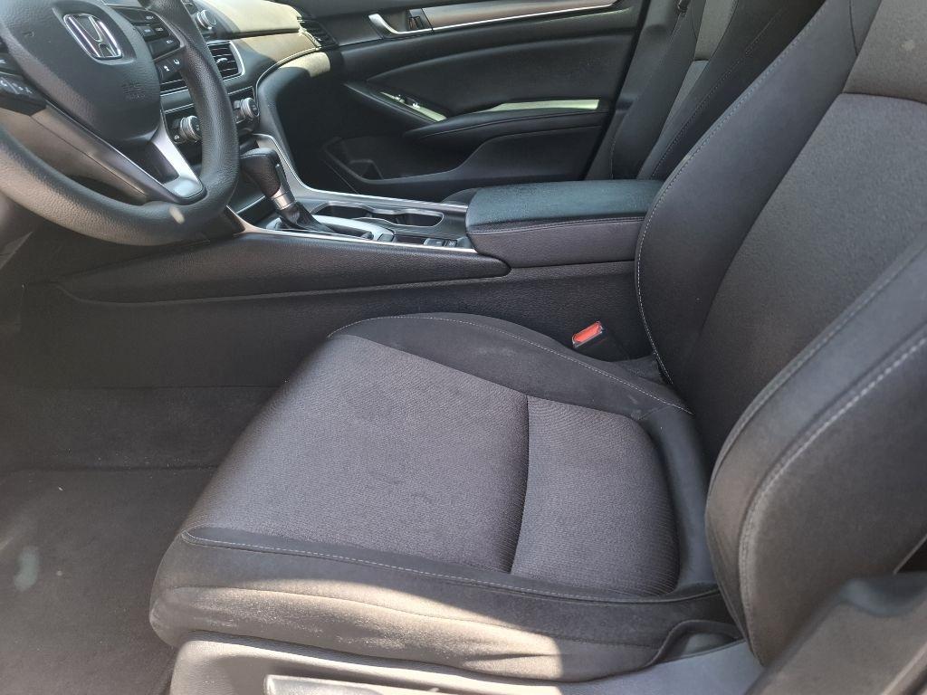 Honda Accord LX CVT 2020