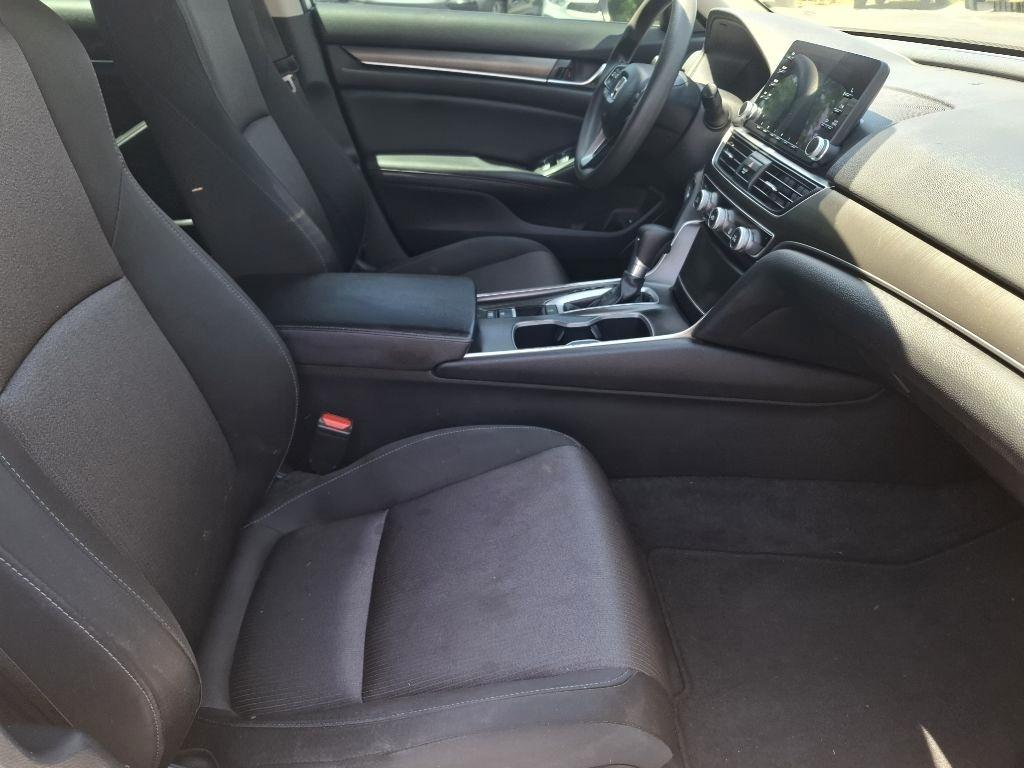 Honda Accord LX CVT 2020