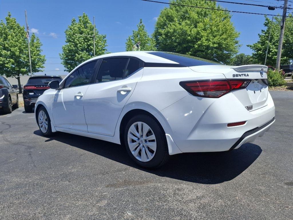Nissan Sentra S 2021